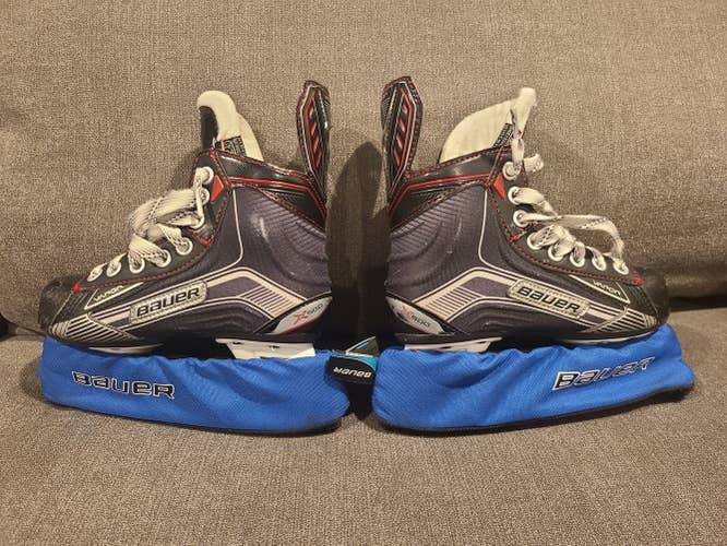 Used Youth Bauer Vapor X500 Hockey Skates Regular Width Size 12.5.