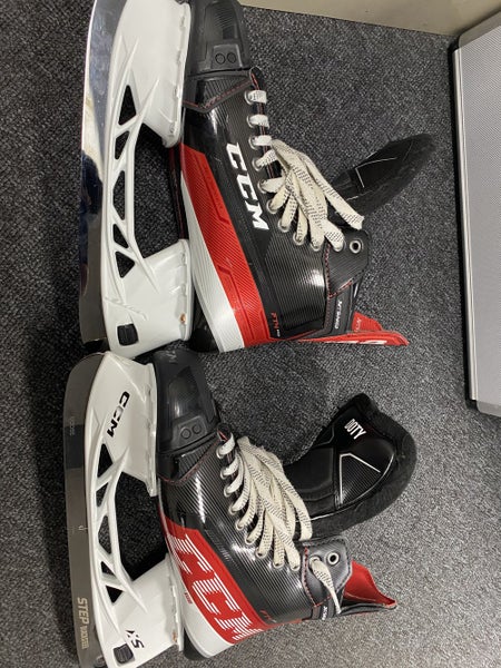Senior New CCM FT4 pro Hockey Skates Narrow Width Size 9