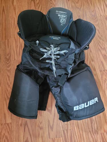 Black Junior Used Medium Bauer Nexus 8000 Hockey Pants