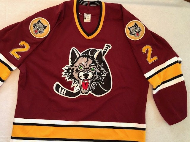 Vintage Bauer AHL Mens Red Chicago Wolves Hockey Jersey Size Large Canada