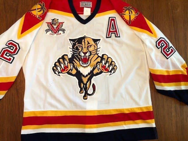 (NHL) Florida Panthers #2 Terry Carkner