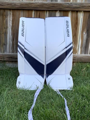Wh/Navy Intermediate 29" Bauer  Supreme S29 Goalie Leg Pads