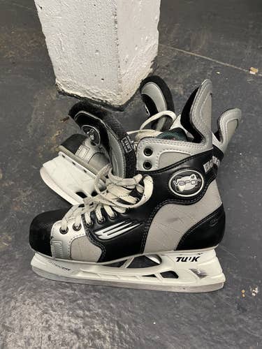 Bauer Vapor 10 Hockey Skates 8D Rare