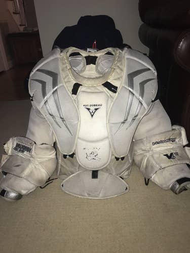 Used Large Vaughn Pro Stock Velocity V6 2200 Pro Goalie Chest Protector