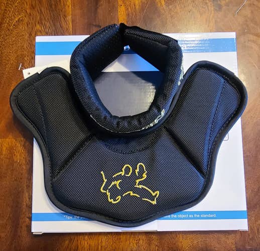 New Junior Vaughn 7000 Goalie Neck Guard