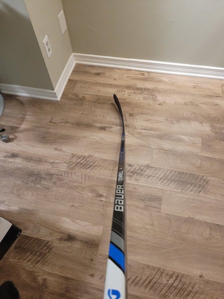 Used Bauer Right Handed Nexus 1N Hockey Stick