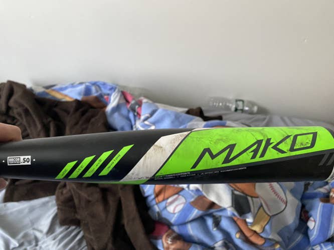 Easton Mako 33in 30oz -3 BBCOR