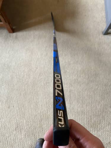 Senior Right Handed Bauer Nexus 7000 Hockey Stick