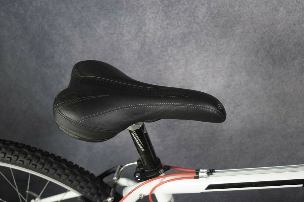 TREK 820 ST MOUNTAIN BIKE 16\
