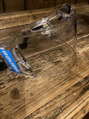 Bauer Senior Half Shield