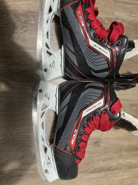 CCM jet Speed 280 youth hockey skates