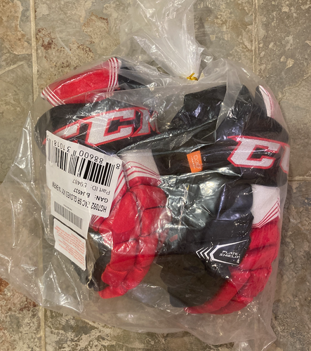 New Senior CCM Tacks 7092 Gloves 14"