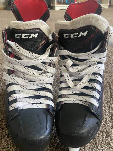 Junior Used CCM JetSpeed FT460 Hockey Skates Regular Width Size 3.5