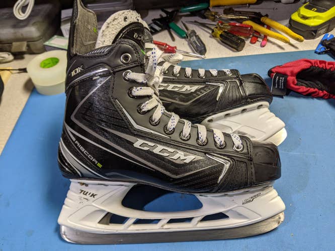 Used CCM RibCor 70K skates sz 6.5 w/Edge Holders.