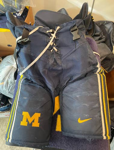 University Of Michigan Bauer Custom Pro Hockey Pants
