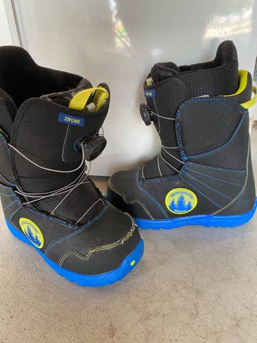 Kid's Size 4.0 (Women's 5.0) Burton Zipline Boa Snowboard Boots