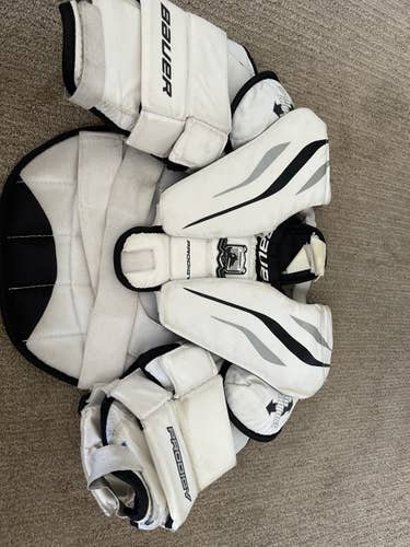 Used Youth S-M Bauer Prodigy Goalie Chest Protector