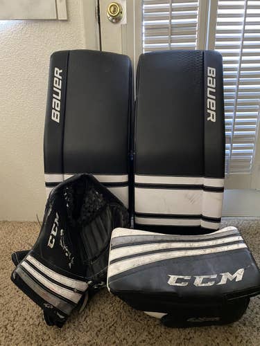 Black Senior 34" Bauer Gsx Goalie Leg Pads