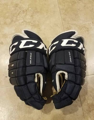 Blue Senior CCM 14" Tacks 4 Roll Pro III Gloves