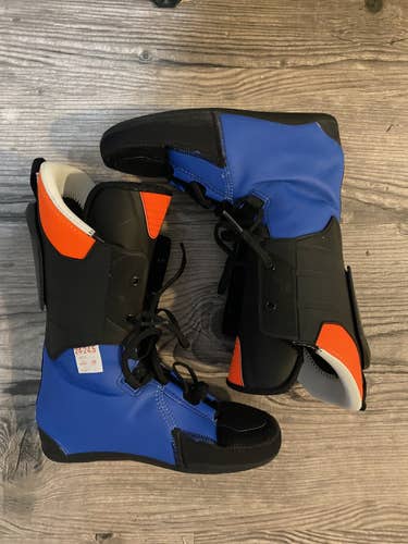 NEW Lange 24.5 Lace Up Liners