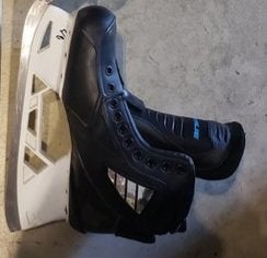 True 2 Piece Hockey Goalie Skates Senior Size 9
