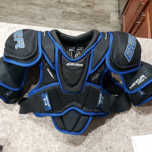 Used Senior Small Bauer Nexus 1N Shoulder Pads