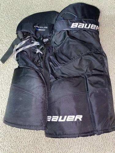 Black Used Small Bauer NEXUS 9000 Hockey Pants