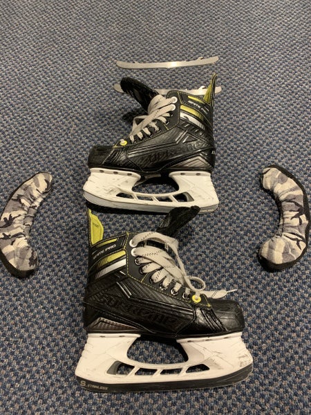 Junior Used Bauer Supreme Ignite Pro+ Hockey Skates Regular Width Size 2
