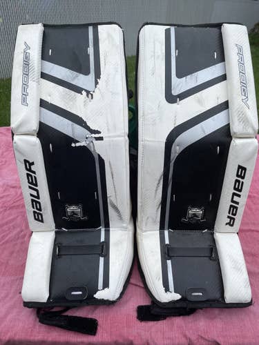 Bauer prodigy 2.0 goalie leg pads