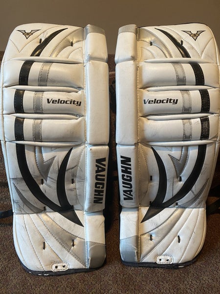 Vaughn Velocity V5 24” + 1.5” Goalie Leg Pads