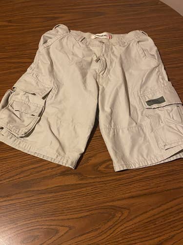 Levi’s Workwear Men’s Cargo Shorts Size 30