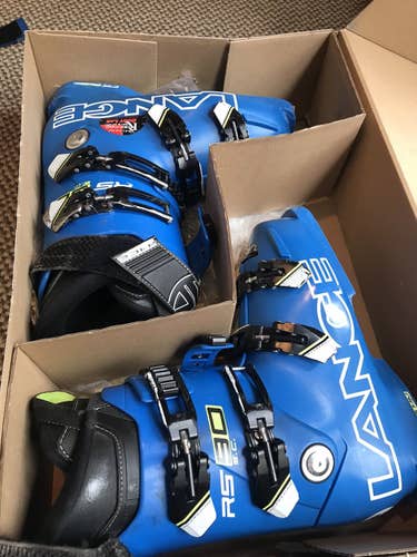 Lange 90 flex ski racing boots