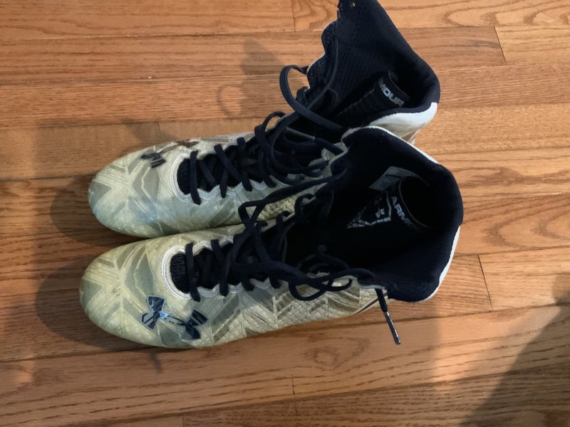 White Adult Used Men's Size 9.5 (Women's 10.5) Molded Cleats Under Armour High Top