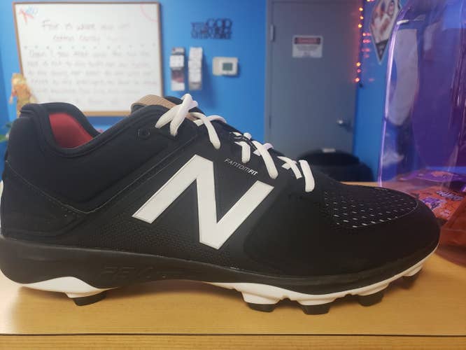 New Balance Fantom Fit Size 15 Molded