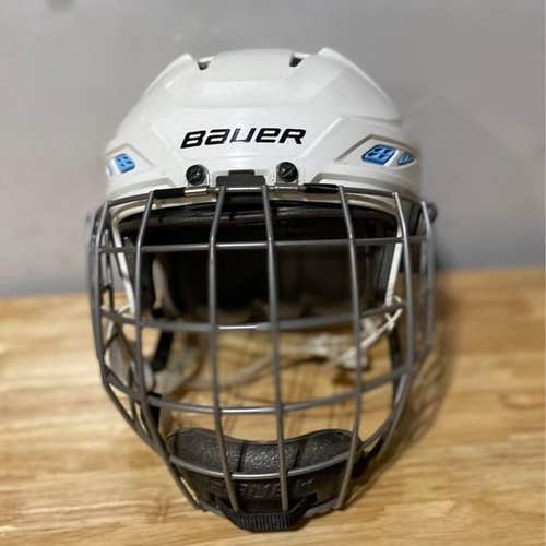 White Used Medium Bauer IMS 7.0 Helmet