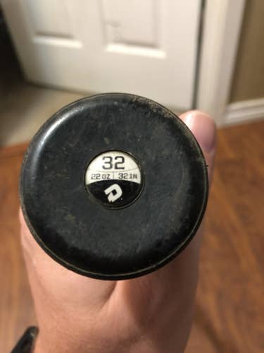 Used 2020 DeMarini Composite prism Bat (-10) 32"