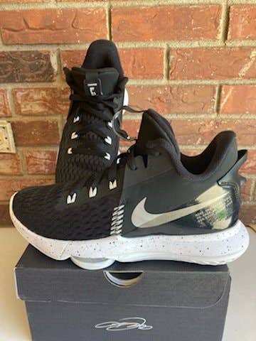 LeBron Witness 5 Black Youth Used Men's Size 8.0 (Women's 9.0) Nike Shoes