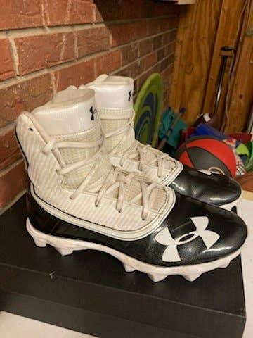 White Youth Used Men's Size 7.0 (Women's 8.0) Molded Cleats Under Armour High Top