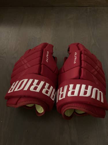 Red Senior Warrior 14"  Alpha DX4 Gloves