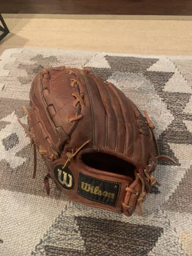 LH Wilson A2002 Dual Hinge Glove