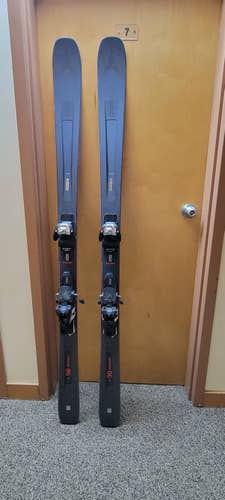 Used Men's 2019 Atomic All Mountain Skis With Bindings