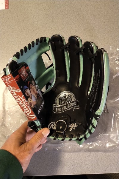 New Rawlings Right Hand Throw Pro Preferred Baseball Glove 11.75"