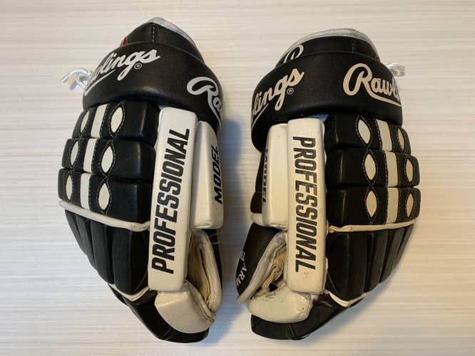 Rawlings Professional Model 998 Leather Pro Stock Bruins/Penguins Vintage Leather Hockey Gloves 14.5