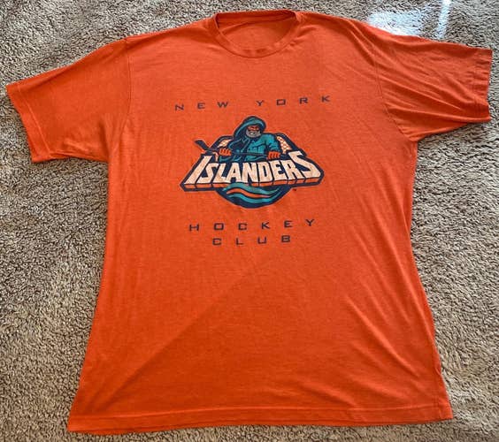 Used XL NY Islanders Fisherman T-Shirt