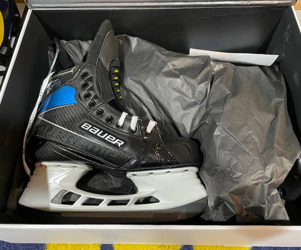 Senior Bauer Regular Width Pro Stock Size 7.5 Supreme UltraSonic Hockey Skates