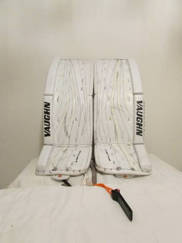 White Used Junior 28+2" Vaughn Ventus SLR Jr Goalie Leg Pads