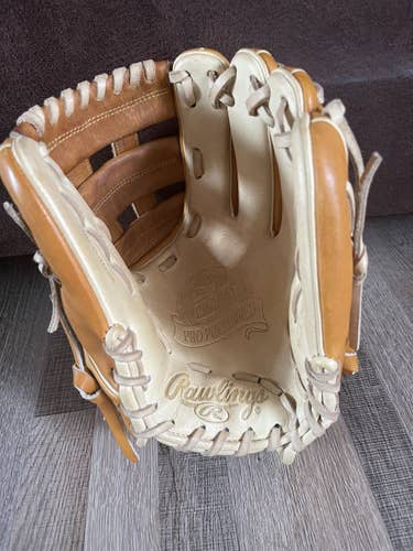 Brown Used Adult Rawlings Right Hand Throw Infield Pro Preferred Baseball Glove 11.5"