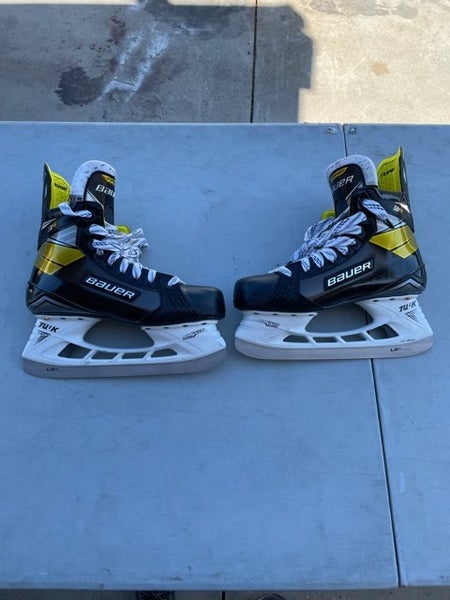 Senior Used Bauer Supreme 3S Hockey Skates Fit 2 Size 8.5