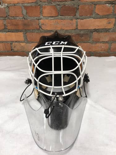 CCM GFL Pro Goalie Mask With Dangler.