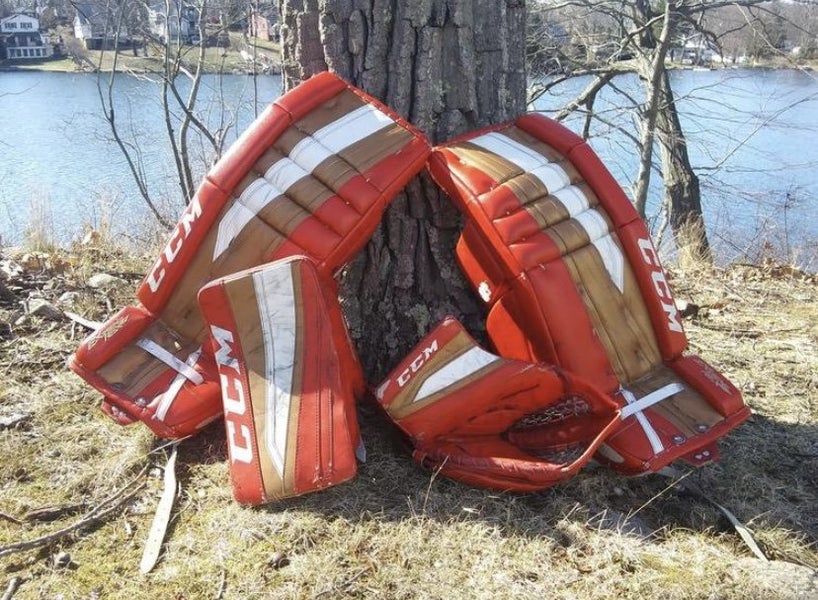 32” Senior CCM Extreme Flex Pro Goalie Full Set
